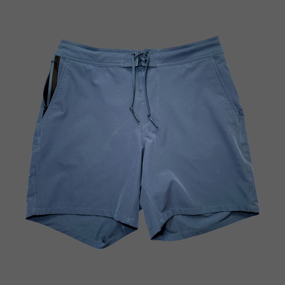 Ten Thousand Short Men's Blue No Liner Size M GUC